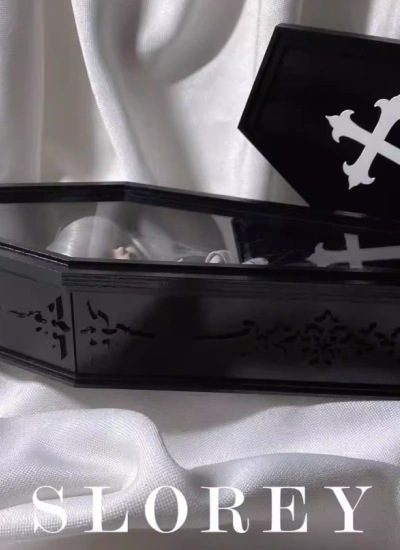 ドール用ゴシックコフィン ホワイト ブラックBlythe人形用