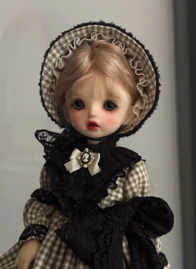 BJD Clothes Vintage Dark-Tone Plaid Dress Set with Bonnet for 1/6 Ball-jointed Doll
