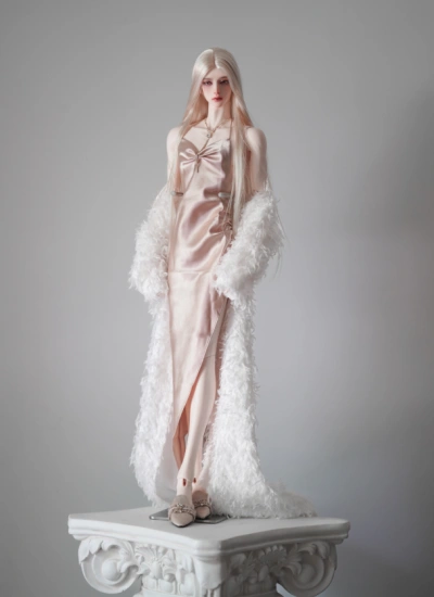 YEEVENTIDUE BJD Clothes Champagne Split Satin Dress with White Feather Long Coat for ID75 Size Ball Jointed Doll
